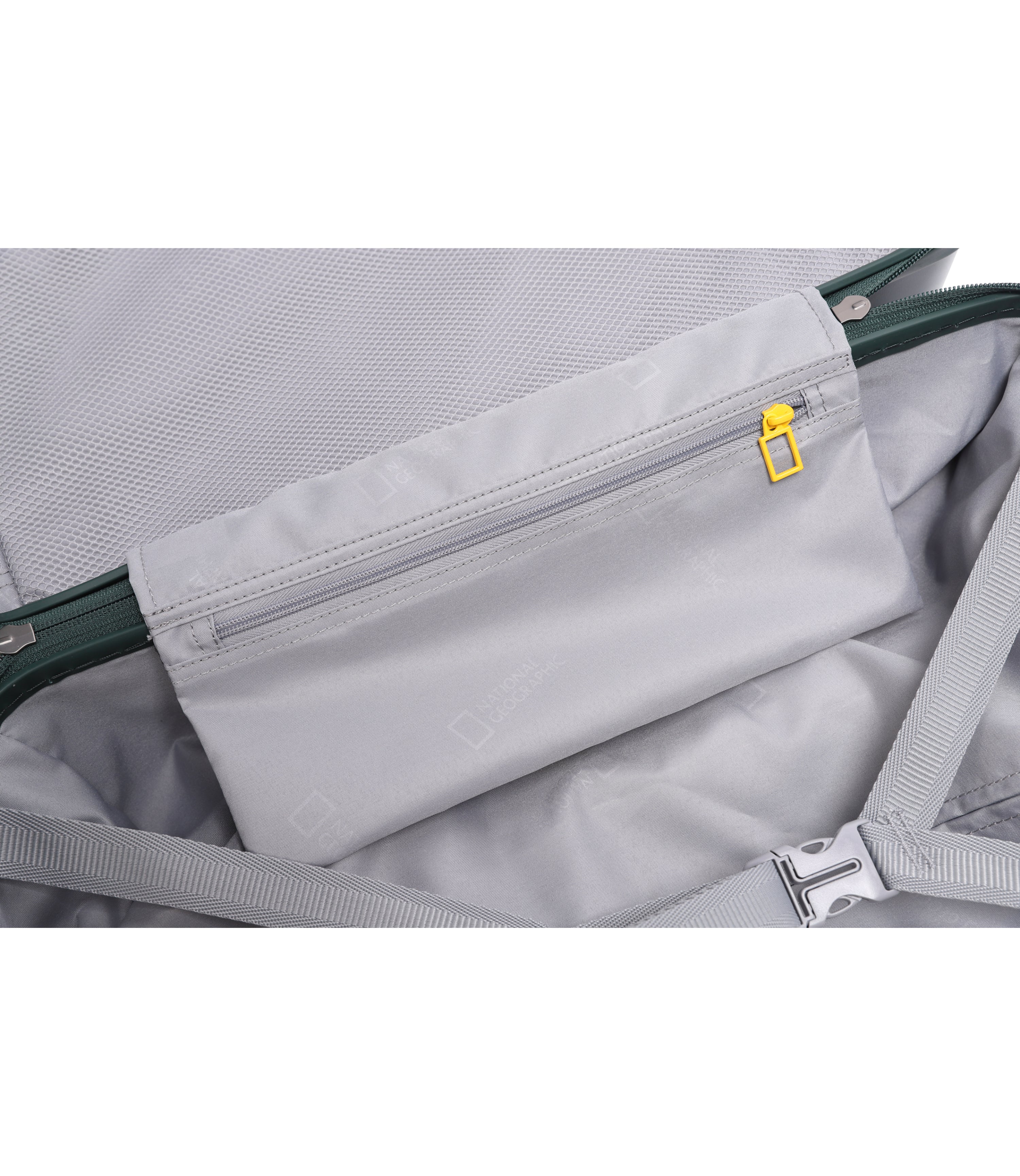 Arch Luggage 20 Inch<br>D/GREEN - Image 13
