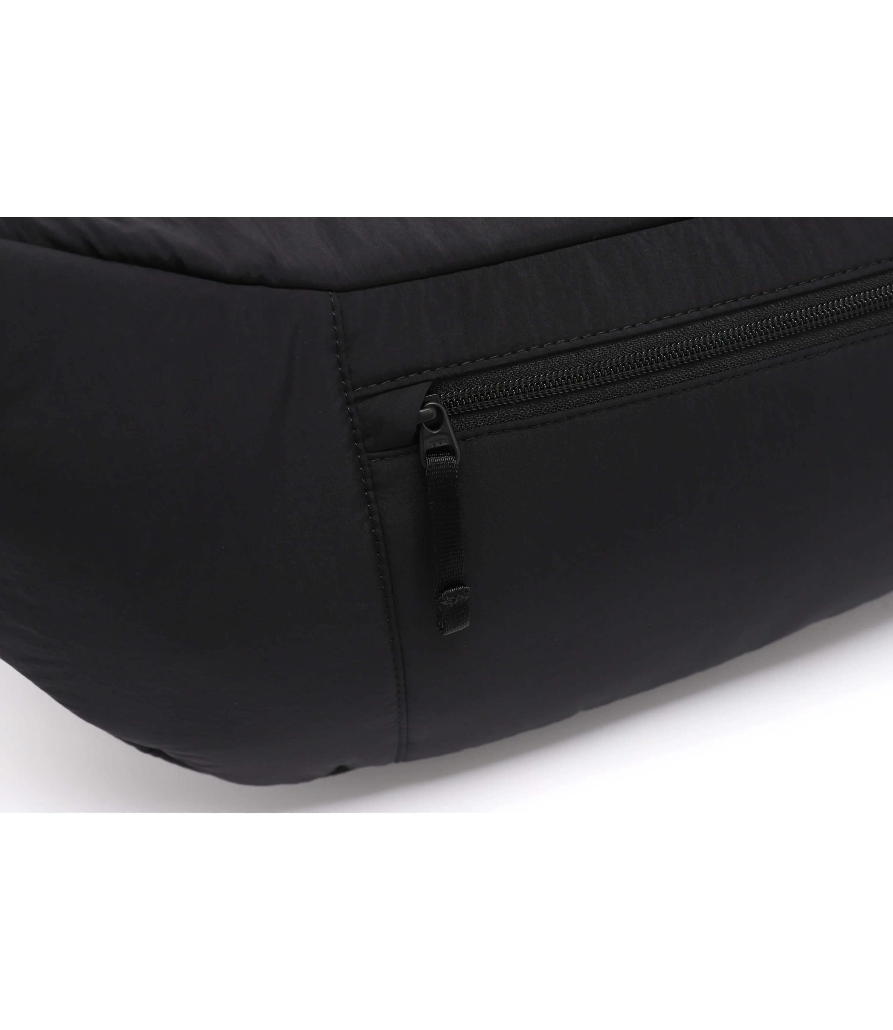 Padded Sling Crossbody Bag L<br>BLACK - Image 4